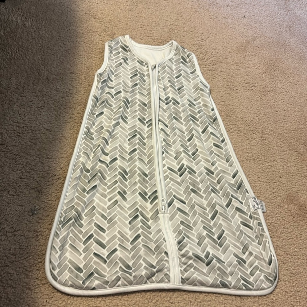 3 for $15 🎉Copper Pearl sleeveless sleep sack 0-6months
